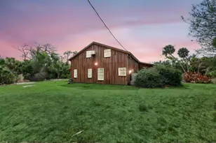 5270 Vanderipe Rd, Sarasota, FL 34241 - Photo 41