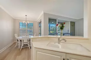 5235 Parisienne Pl, Sarasota, FL 34238 - Photo 9