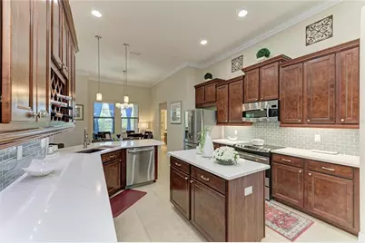 302 Cockle Shell Loop, Apollo Beach, FL 33572 - Photo 3
