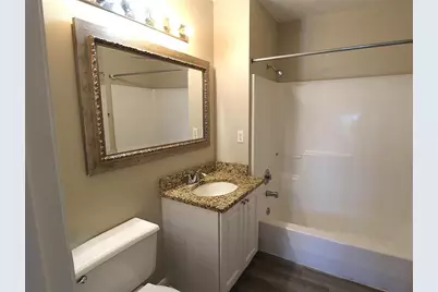 8115 45th Court E #7, Sarasota, FL 34243 - Photo 9