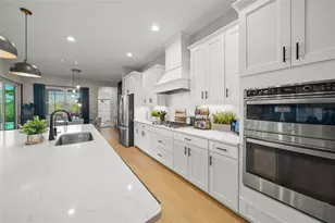 10345 Canaveral Cir, Sarasota, FL 34241 - Photo 15