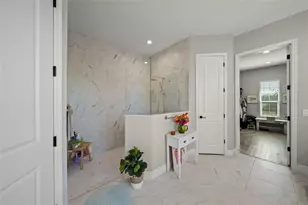 10345 Canaveral Cir, Sarasota, FL 34241 - Photo 25