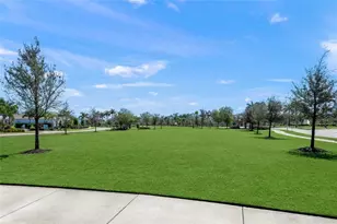 10345 Canaveral Cir, Sarasota, FL 34241 - Photo 9