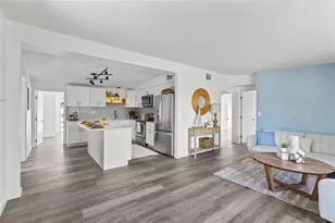 4124 60th St Ct W, Bradenton, FL 34209 - Photo 5