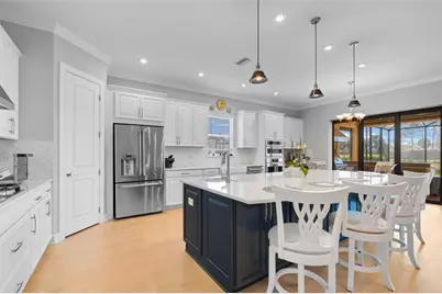 10604 Wicker Park Place, Palmetto, FL 34221 - Photo 7