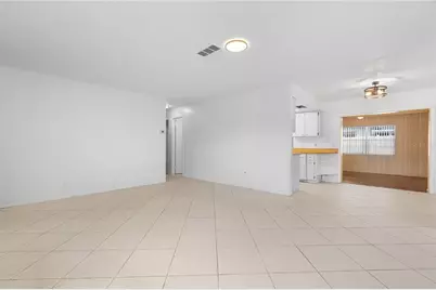 2814 20th Avenue Drive W, Bradenton, FL 34205 - Photo 5