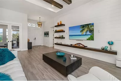 4677 Antrim Drive, Sarasota, FL 34240 - Photo 13