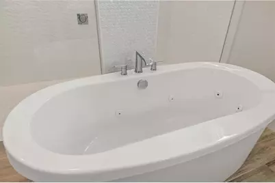 4677 Antrim Drive, Sarasota, FL 34240 - Photo 27