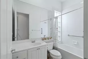 5894 Benevento Dr, Sarasota, FL 34238 - Photo 19