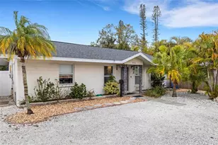 1908 22nd St W, Bradenton, FL 34205 - Photo 1