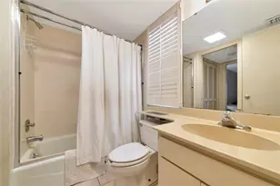 211 Woodland Dr, Osprey, FL 34229 - Photo 15