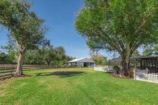 7610 Saddle Creek Trail, Sarasota, FL 34241 - Photo 19