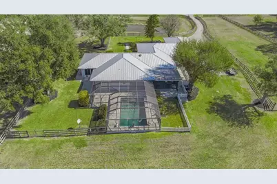 7610 Saddle Creek Trail, Sarasota, FL 34241 - Photo 37