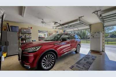 7610 Saddle Creek Trail, Sarasota, FL 34241 - Photo 35