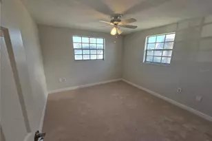 4120 Stratford Dr, New Port Richey, FL 34652 - Photo 9