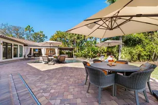 319 Bird Key Dr, Sarasota, FL 34236 - Photo 45