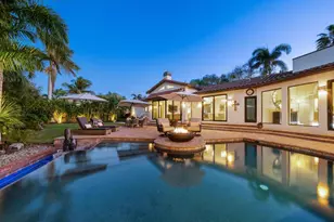 319 Bird Key Dr, Sarasota, FL 34236 - Photo 5