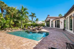 319 Bird Key Dr, Sarasota, FL 34236 - Photo 43