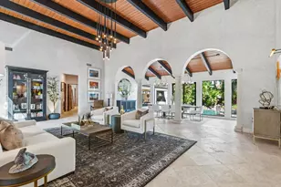 319 Bird Key Dr, Sarasota, FL 34236 - Photo 9