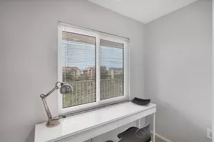 8625 Midnight Pass Rd, Sarasota, FL 34242 - Photo 29