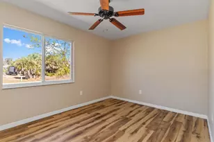 18019 Avonsdale Cir, Port Charlotte, FL 33948 - Photo 17