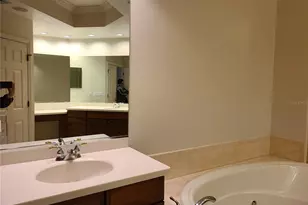 6360 Water Crest Way, Lakewood Ranch, FL 34202 - Photo 13