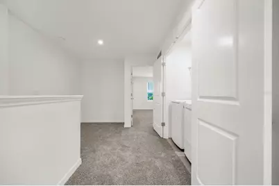 8592 Lunar Skye Street, Sarasota, FL 34241 - Photo 31