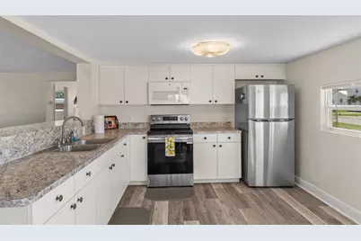 7272 Westwind Street, Weeki Wachee, FL 34607 - Photo 15