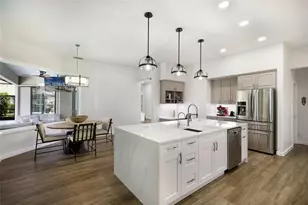 8009 Royal Birkdale Cir, Lakewood Ranch, FL 34202 - Photo 15