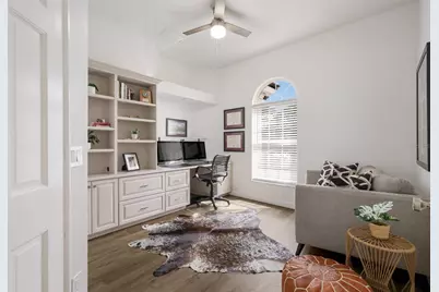 8009 Royal Birkdale Circle, Lakewood Ranch, FL 34202 - Photo 9