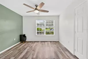 4255 Summer Landing Dr, Lakeland, FL 33810 - Photo 17