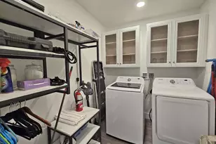 1709 N Tamiami Trl, Sarasota, FL 34234 - Photo 21