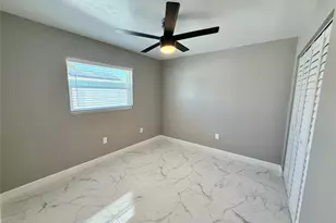 715 65th Ave Dr W, Bradenton, FL 34207 - Photo 13