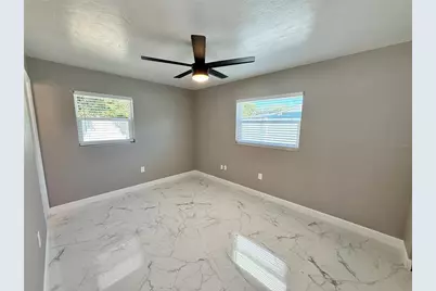 715 65th Avenue Drive W, Bradenton, FL 34207 - Photo 9