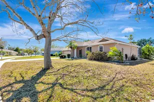 810 McArthur Ave, Sarasota, FL 34243 - Photo 3