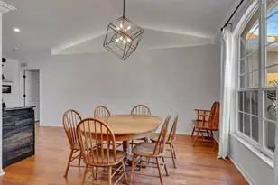 810 McArthur Ave, Sarasota, FL 34243 - Photo 11