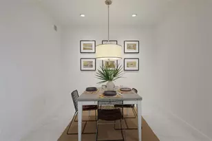 376 Aruba Cir, Bradenton, FL 34209 - Photo 9