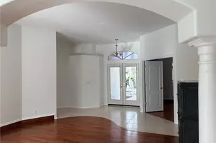 7207 39th Ln E, Sarasota, FL 34243 - Photo 7