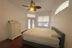 7207 39th Ln E, Sarasota, FL 34243 - Photo 19