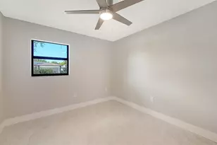 923 69th St NW, Bradenton, FL 34209 - Photo 33