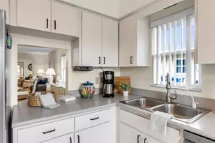 3215 Mercer Rd, Bradenton, FL 34207 - Photo 11