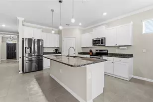 13808 Camden Crest Terrace, Bradenton, FL 34211 - Photo 3