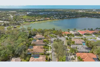 8215 Waterview Boulevard, Lakewood Ranch, FL 34202 - Photo 5