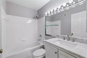 850 S Tamiami Trl, Sarasota, FL 34236 - Photo 27