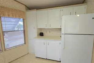 3275 26th Ave E, Bradenton, FL 34208 - Photo 23