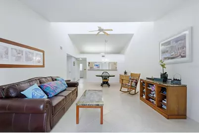 4577 Hidden View Place #21, Sarasota, FL 34235 - Photo 9