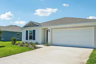 12412 Hopscotch Ave E, Palmetto, FL 34221 - Photo 9