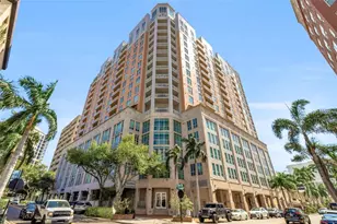 1350 Main St, Sarasota, FL 34236 - Photo 3