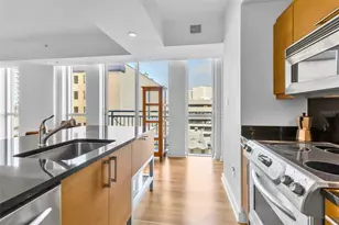 1350 Main St, Sarasota, FL 34236 - Photo 9