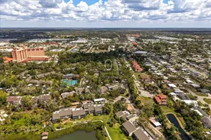 1711 Pelican Cove Rd, Sarasota, FL 34231 - Photo 47